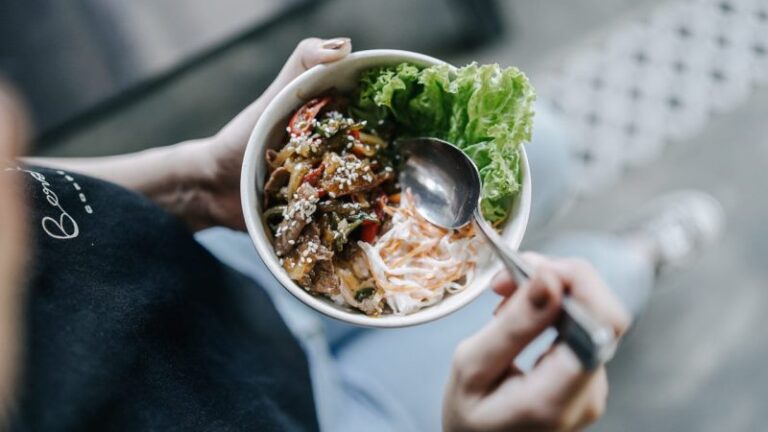 Eat Less To Lose Weight