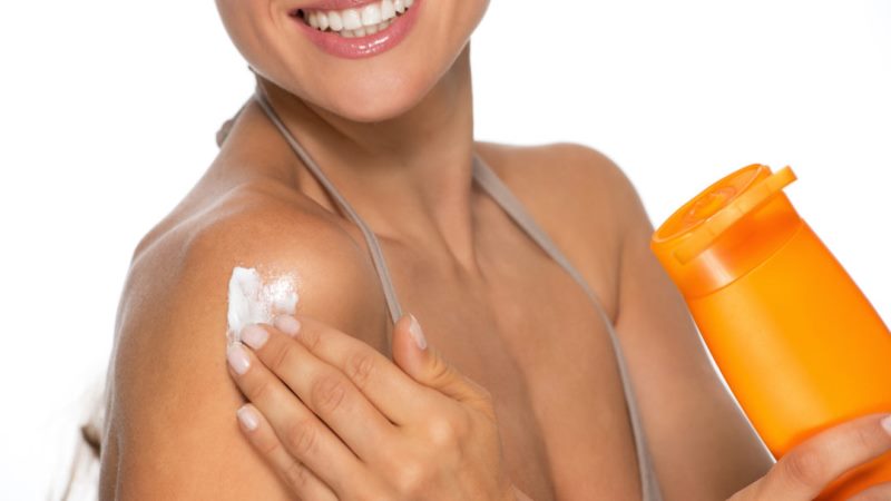 Why Moisturizing Your Skin Helps You Achieve a Better Tan